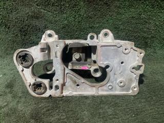 Подушка двигателя левая передняя  NISSAN   SERENA   CC25   MR20     3 ракурс