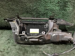 Решетка радиатора передняя  NISSAN   LEAF   AZE0        5 ракурс