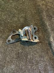 Крепление подушки двс заднее  MAZDA   MPV   LY3P        3 ракурс