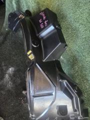 Подкрылок правый передний  HONDA   STEPWAGON   RF3RF4RF4RF5RF6RF7        4 ракурс