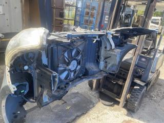 Nose cut  SUZUKI   SWIFT   ZC72S        5 ракурс