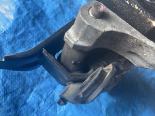 Подушка двигателя левая передняя  MAZDA   DEMIO   DJ3FS   P3     4 ракурс
