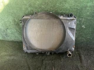 Радиатор основной  MAZDA   BONGO   SK82   F8     2 ракурс