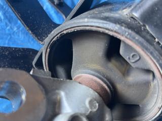 Подушка двигателя левая передняя  SUZUKI   SOLIO   MA15S   K12B     5 ракурс