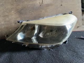 Фара левая передняя  TOYOTA   VITZ   NCP130        1 ракурс