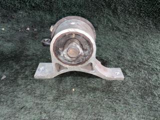 Подушка двигателя правая передняя  NISSAN   TEANA   J31   VQ23     2 ракурс