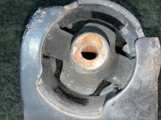 Подушка двигателя передняя  TOYOTA   ALLEX   NZE121        4 ракурс