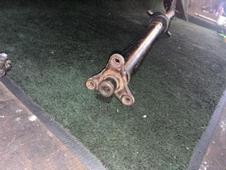 Карданный вал TOYOTA ARISTO JZS160 2JZ 3 ракурс Карданный вал TOYOTA ARISTO JZS160 2JZ 3 ракурс