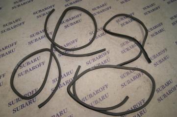 Уплотнитель Subaru Forester