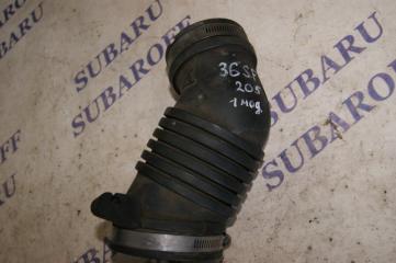 Патрубок воздушного фильтра Subaru Forester 1998