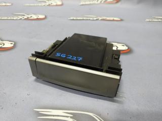 Бардачок Subaru Forester 2005