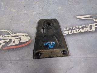 Крепление балки подвески заднее правое Subaru Forester 2003