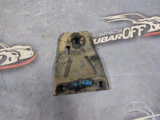 Крепление балки подвески заднее правое Subaru Forester 2002
