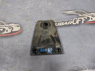 Крепление балки подвески заднее левое Subaru Forester 2003