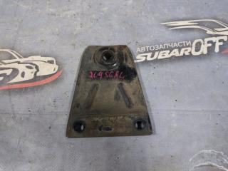 Крепление балки подвески заднее левое Subaru Forester 2003