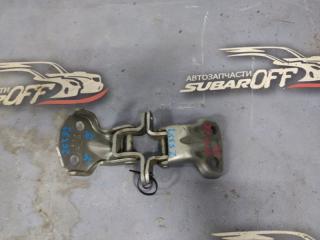 Петля двери задняя правая Subaru Forester 2005