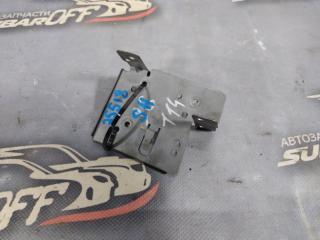 Крепление магнитолы Subaru Forester 2010 контрактная Крепление магнитолы Subaru Forester 2010