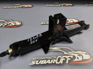 Домкрат Subaru Forester 2003