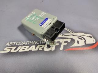 Блок управления топливным насосом Subaru Forester 2003