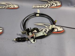 Ручка открывания бензобака Subaru Forester 2002 контрактная Ручка открывания бензобака Subaru Forester 2002