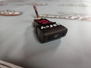 Кнопка обогрева заднего стекла Subaru Forester 2001