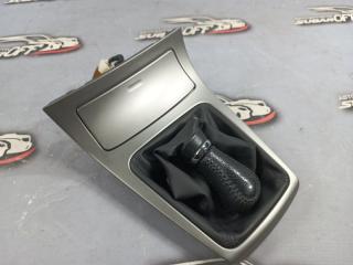 Консоль КПП Subaru Forester 2004