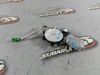 Стеклоподъемник задний правый Subaru Forester 2002