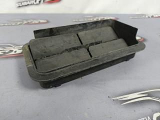 Решетка вентиляции в багажник левая Subaru Forester 2006 контрактная Решетка вентиляции в багажник левая Subaru Forester 2006