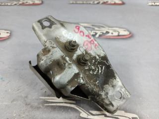 Подушка двигателя правая Subaru Impreza 2004 контрактная Подушка двигателя правая Subaru Impreza 2004