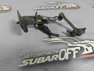 Корректор фар передний Subaru Forester 2006 контрактная Корректор фар передний Subaru Forester 2006