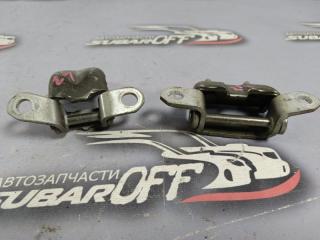 Запчасть петля двери задняя правая Nissan Qashqai 2015