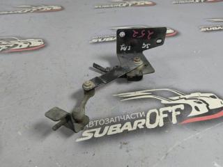Корректор фар задний Subaru Forester 2006 контрактная Корректор фар задний Subaru Forester 2006