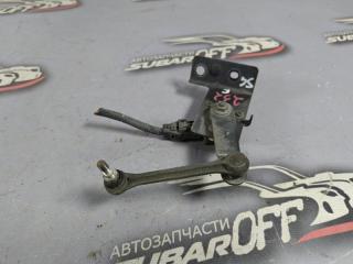 Корректор фар передний Subaru Forester 2006 контрактная Корректор фар передний Subaru Forester 2006