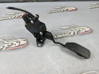 Запчасть педаль газа Toyota Camry 2016