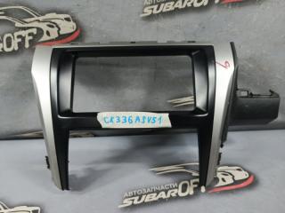 Запчасть рамка магнитолы Toyota Camry 2016