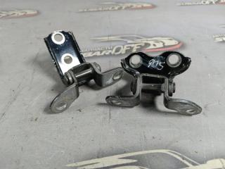 Запчасть петля двери задняя левая Toyota Camry 2016