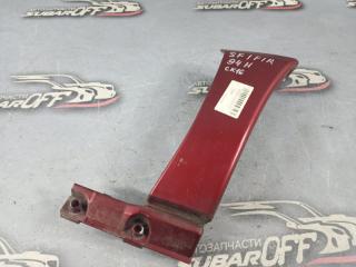 Накладка на крыло передняя правая Subaru Forester 2001 контрактная Накладка на крыло передняя правая Subaru Forester 2001