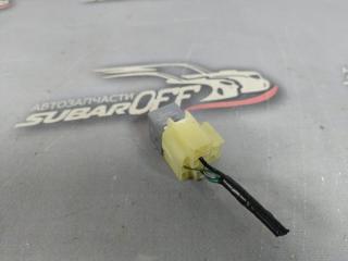 Фото запчасти реле Subaru Outback 2010 контрактная запчасть Запчасть реле Subaru Outback 2010