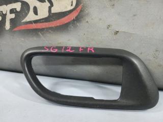 Вставка под ручку двери салона передняя правая Subaru Forester 2003 контрактная Вставка под ручку двери салона передняя правая Subaru Forester 2003