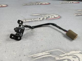 Кнопка стеклоподъемника задняя правая Subaru Forester