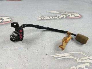 Кнопка стеклоподъемника задняя правая Subaru Forester