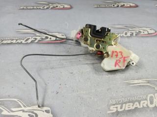 Замок дверной передний правый Subaru Impreza 2006 контрактная Замок дверной передний правый Subaru Impreza 2006