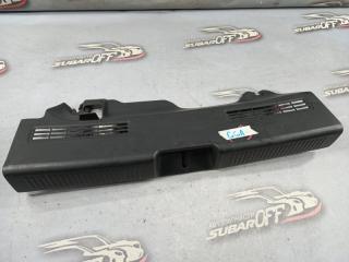 Накладка замка багажника Subaru Impreza