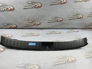 Накладка замка багажника Subaru Impreza