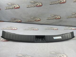 Накладка замка багажника Subaru Impreza 2009
