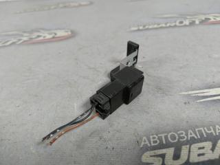 Реле поворотов Subaru Forester 2003