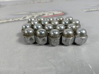 Запчасть гайка колесная Subaru Forester 2003