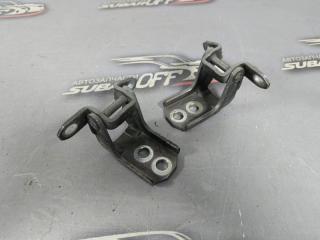 Запчасть петля двери передняя левая Nissan Fuga 2011