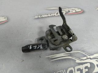 Замок капота Subaru Outback 2005
