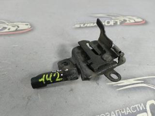 Замок капота Subaru Impreza 2004
